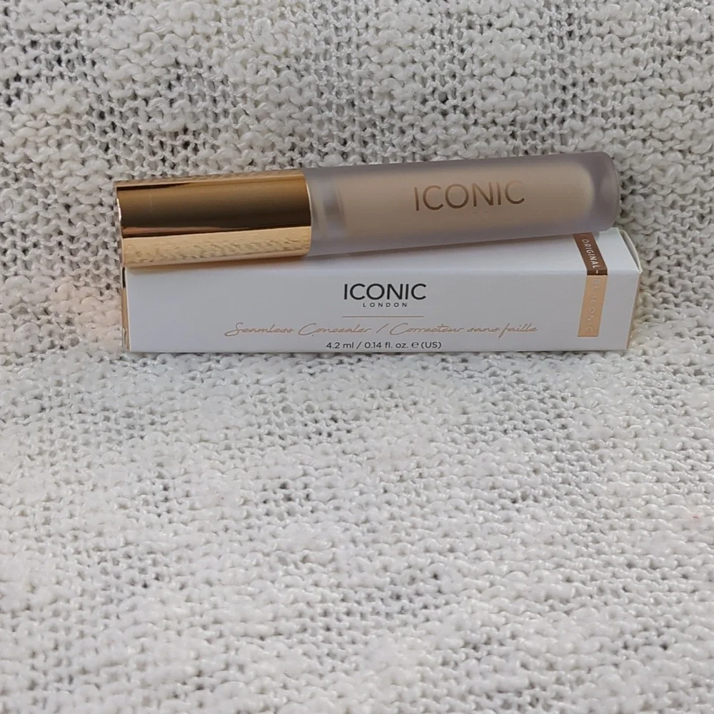 ICONIC London Seamless Concealer in Beige, 4.2ml/0.14fl oz